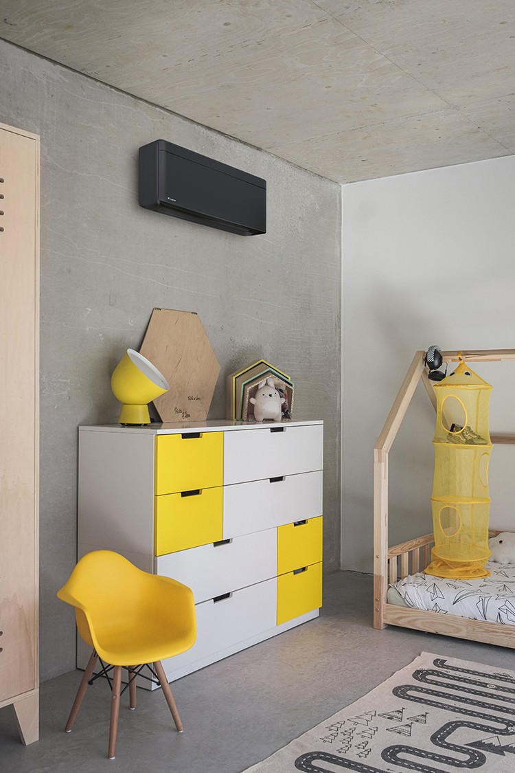 Stylish  čierna 2,0 kW