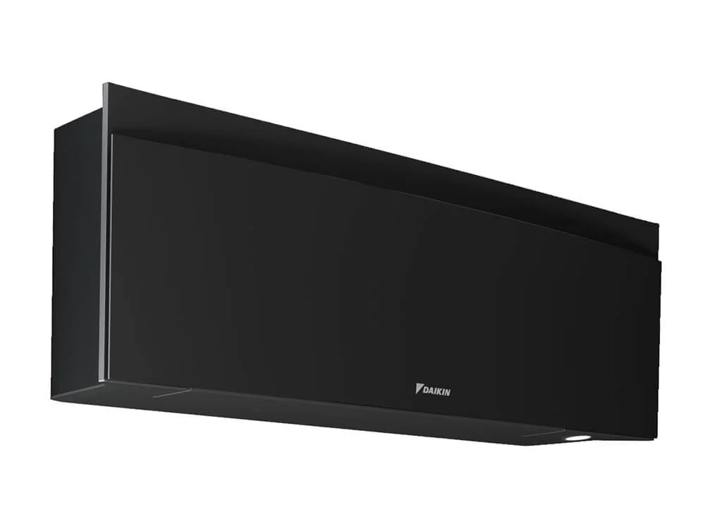 Nová Emura v matnej čiernej 2,0 kW