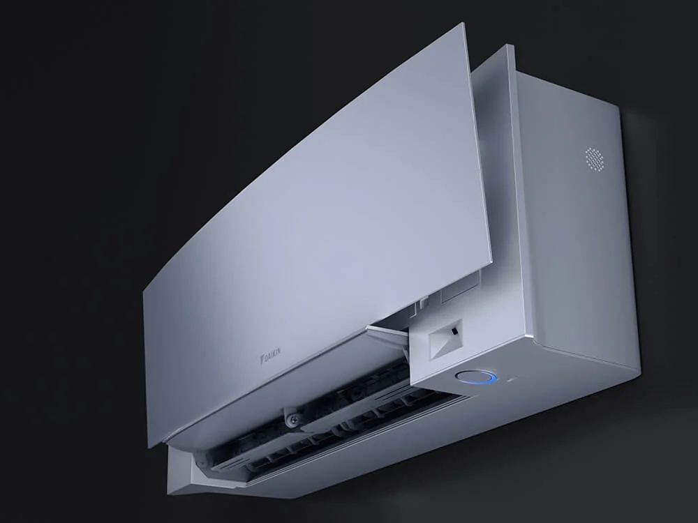 Nová Emura v matnej striebornej 5,0 kW